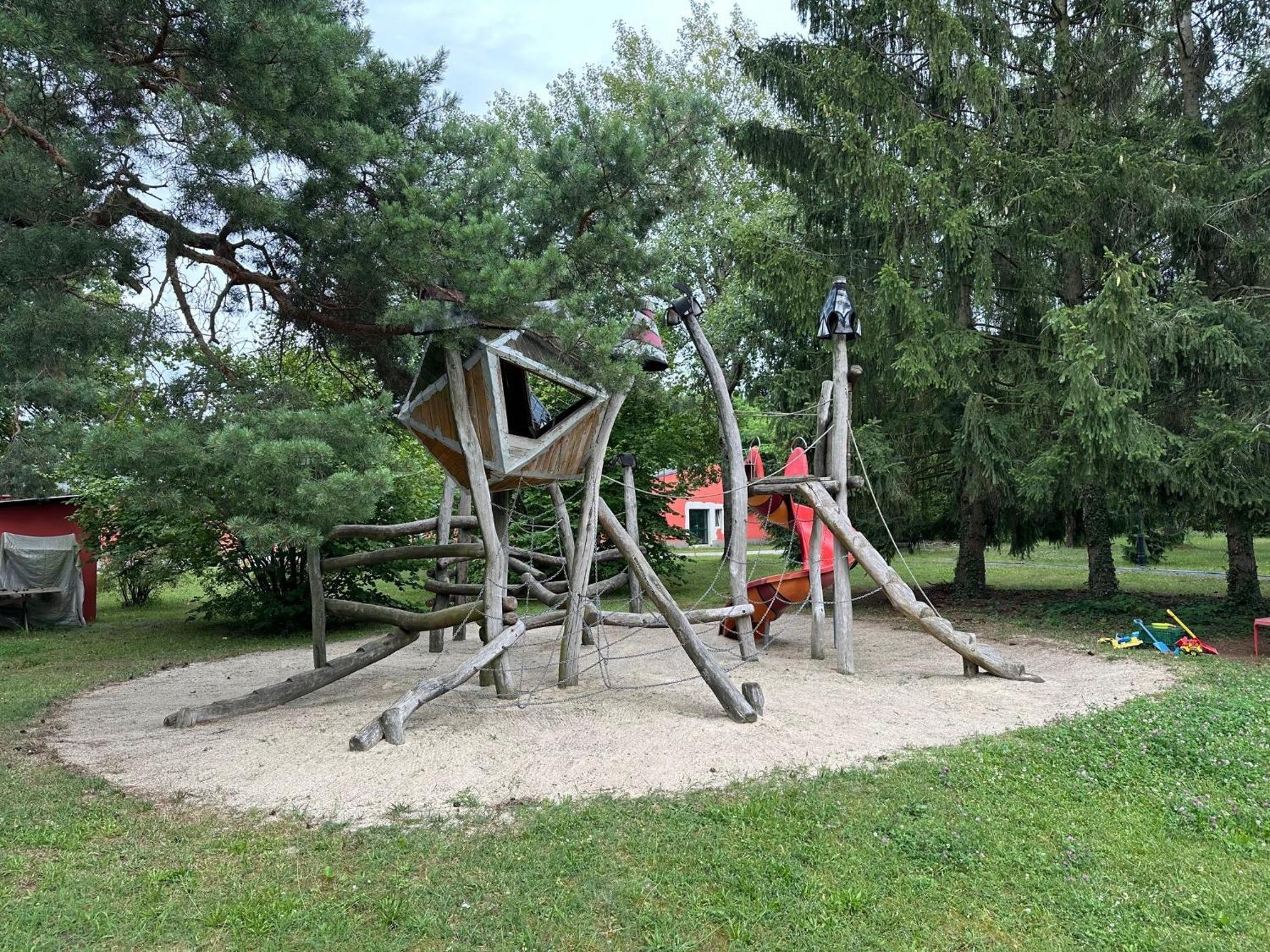 Bed & Breakfast Am Waldguertel Forst (Lausitz) Exterior foto